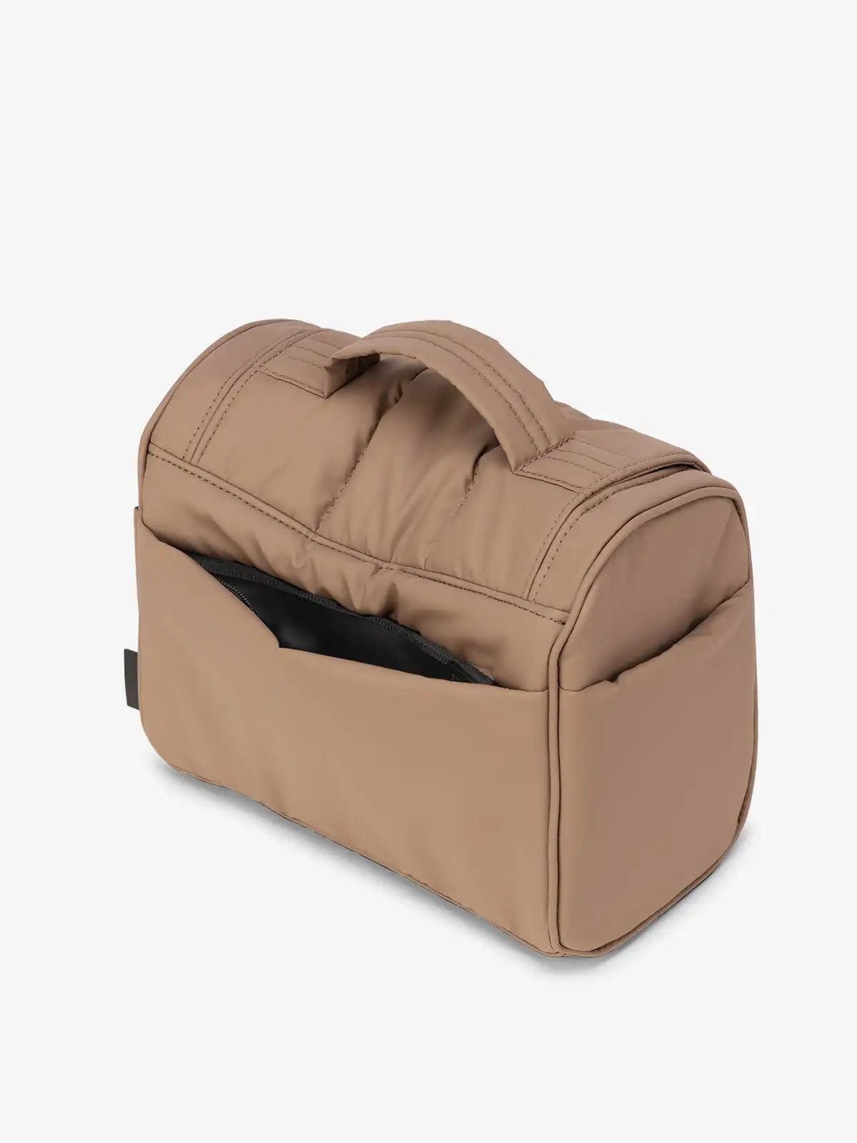calpaktravelmalls.com