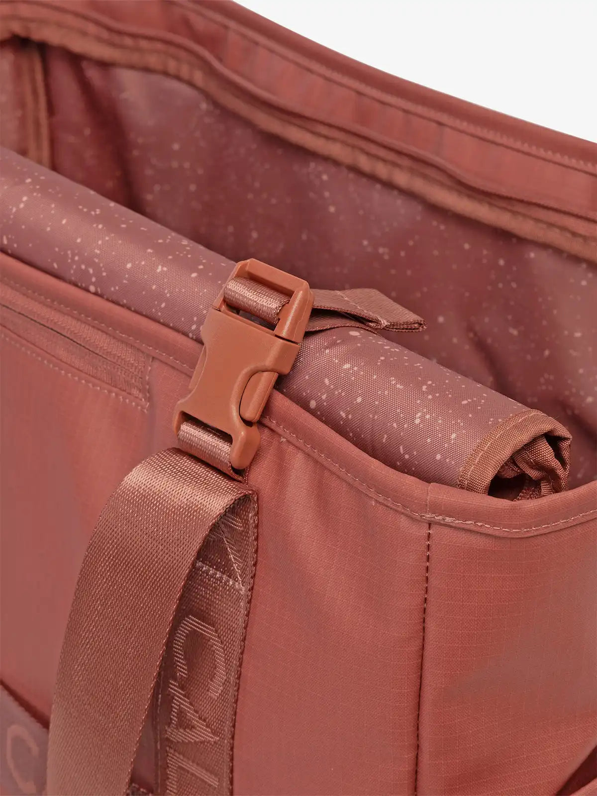 calpaktravelmalls.com