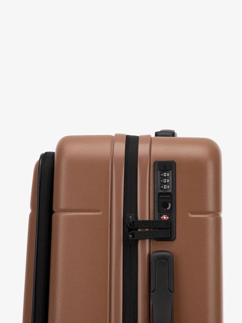 calpaktravelmalls.com
