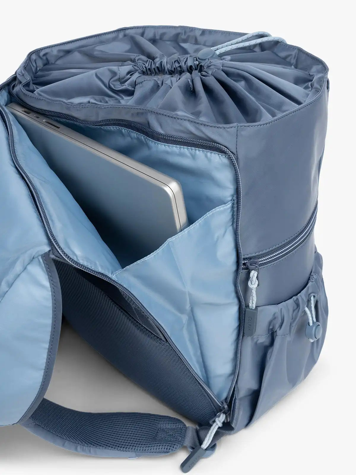 calpaktravelmalls.com