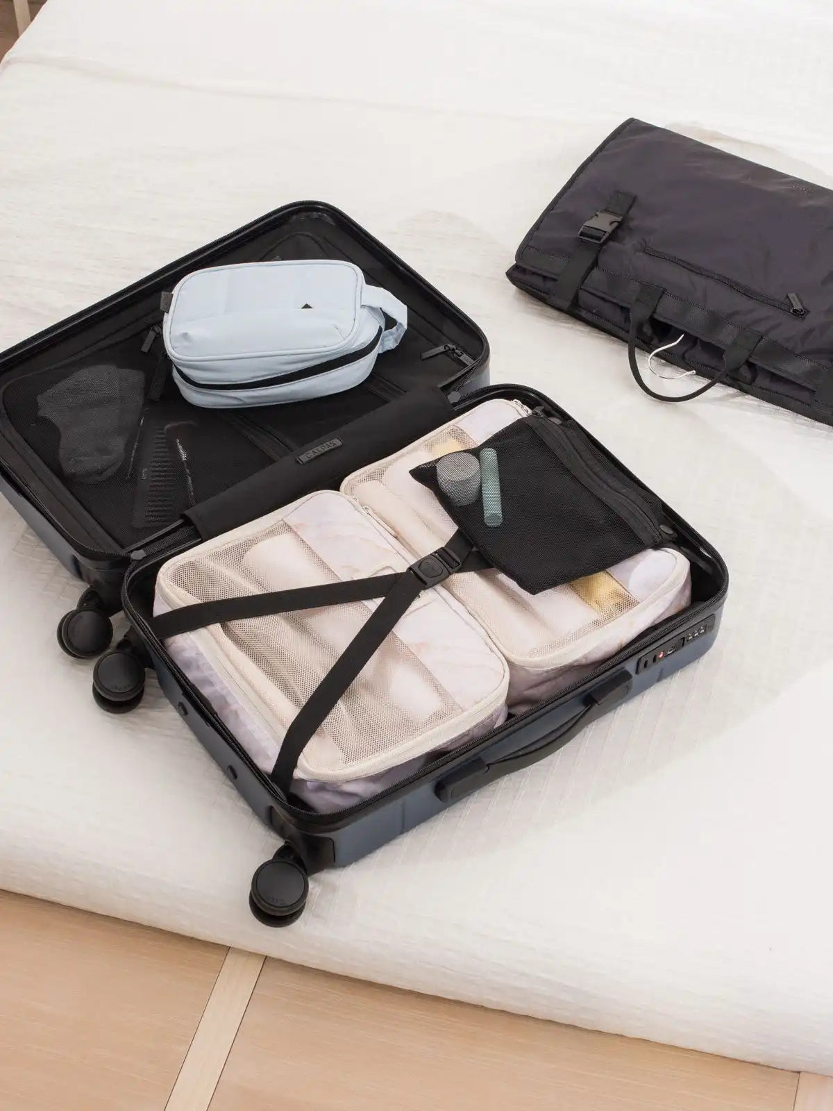 calpaktravelmalls.com