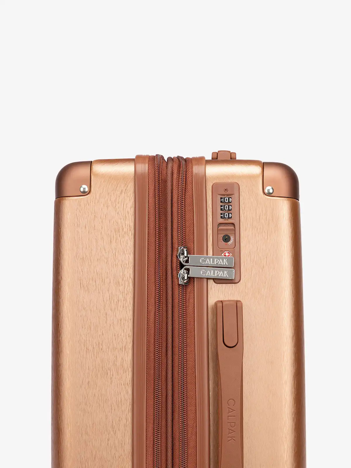 calpaktravelmalls.com
