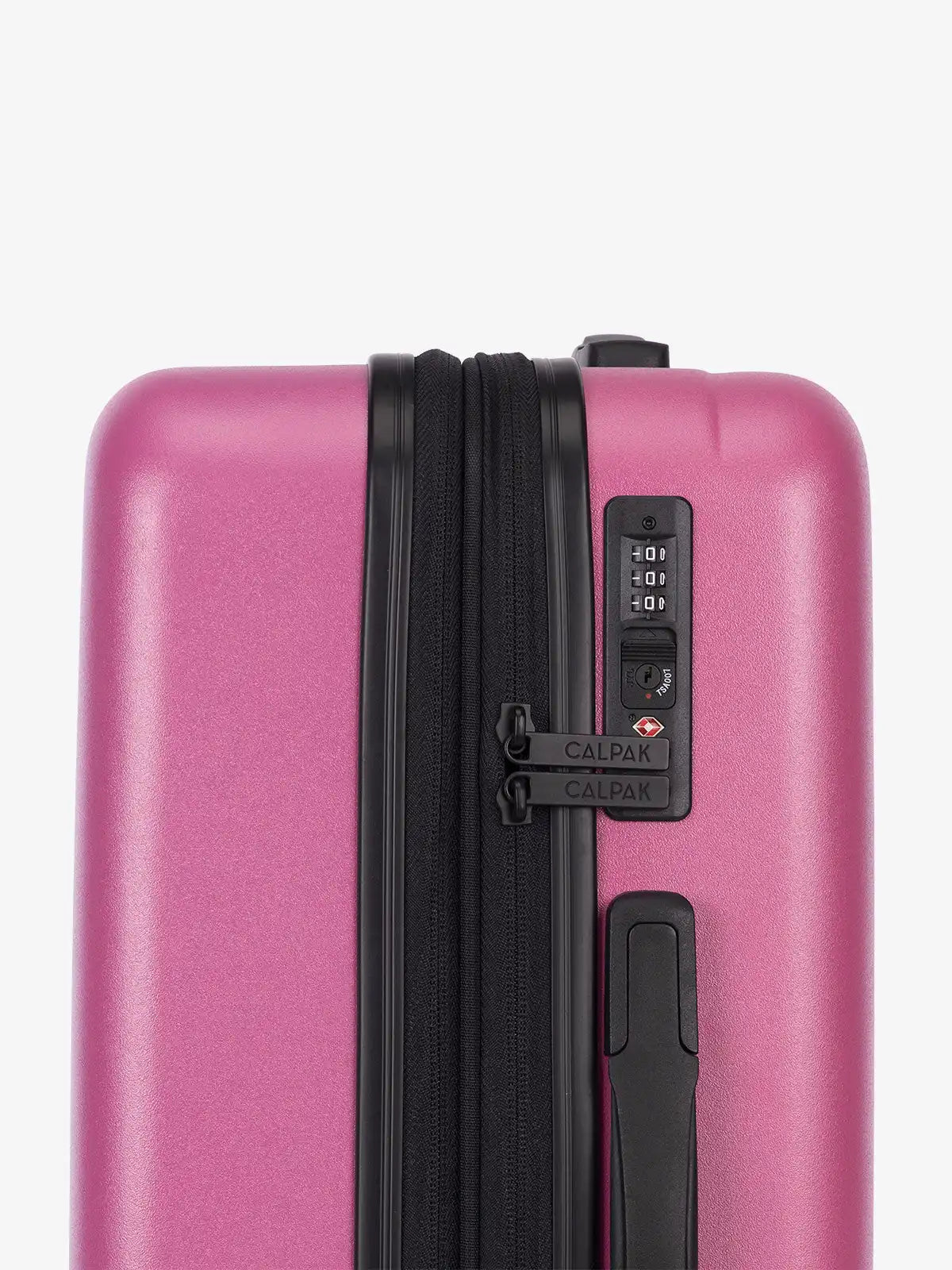 calpaktravelmalls.com