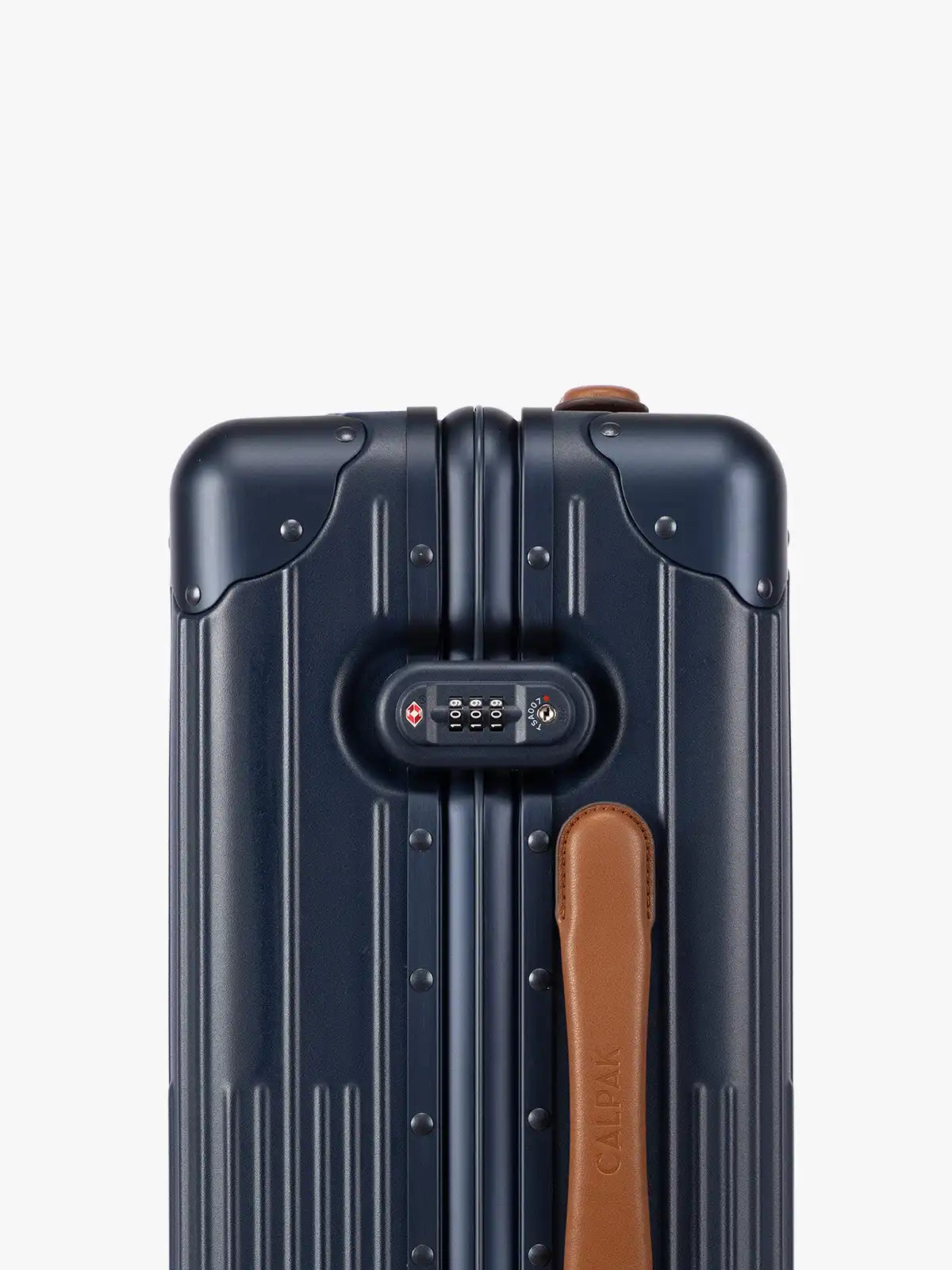 calpaktravelmalls.com