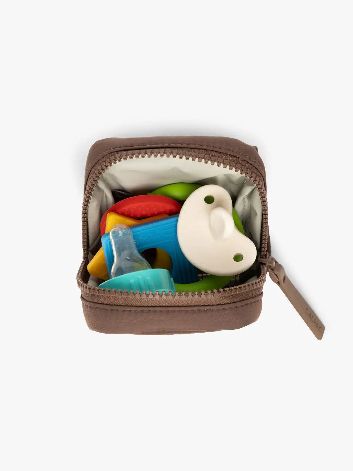 calpaktravelmalls.com