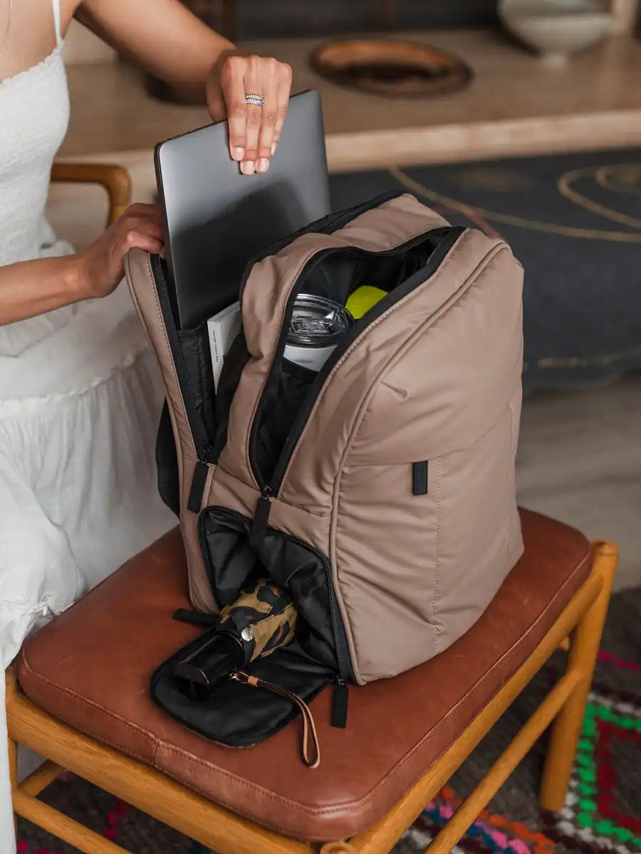 calpaktravelmalls.com