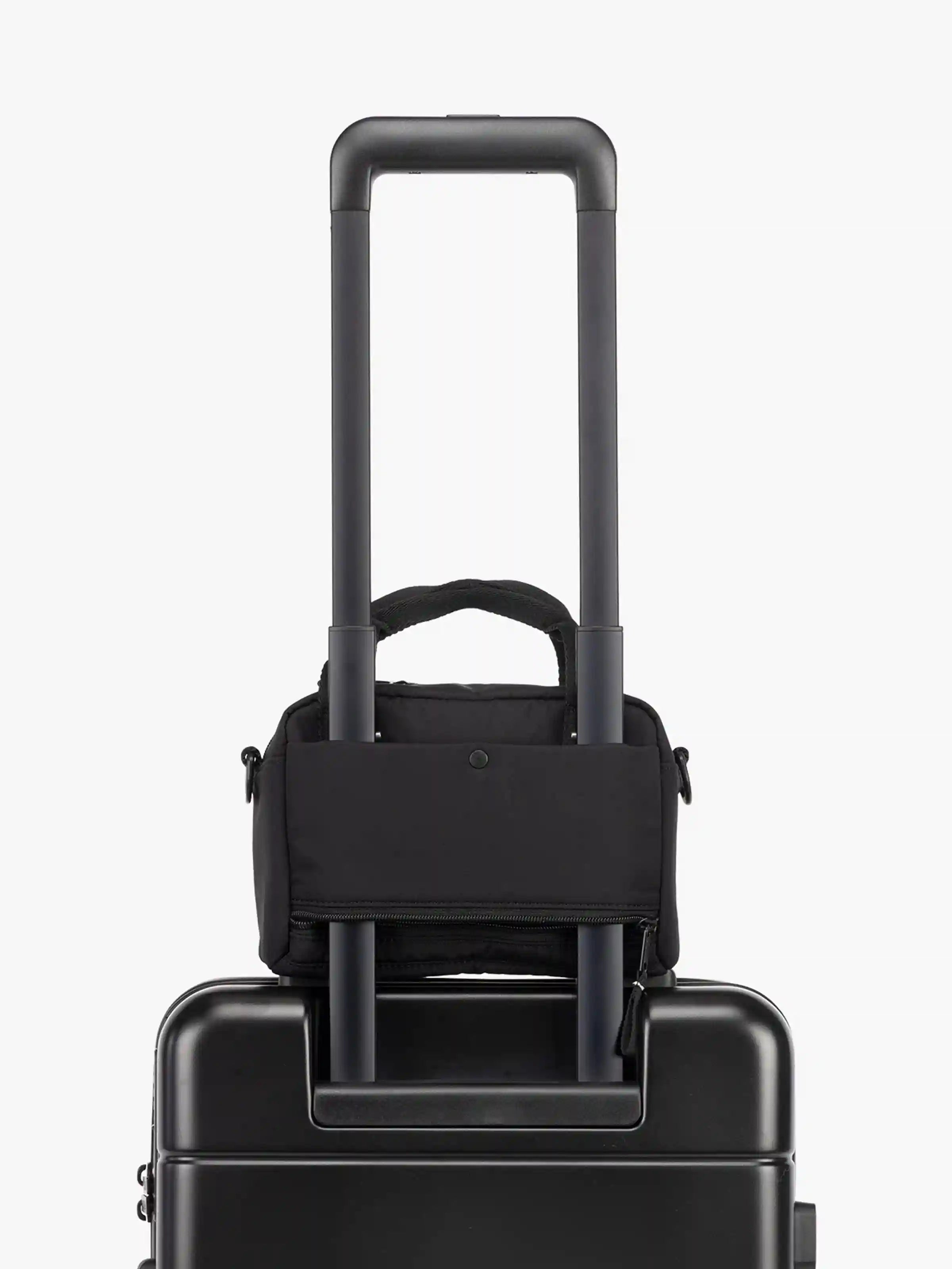 calpaktravelmalls.com