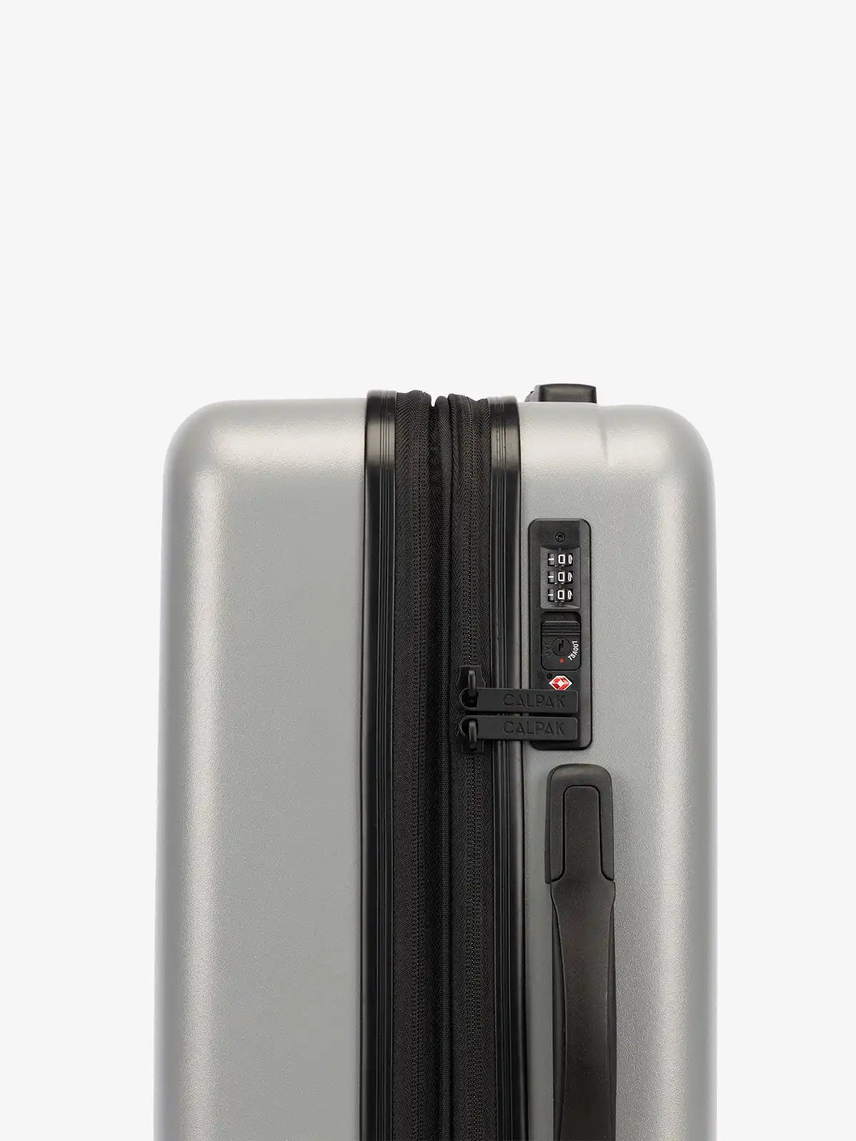 calpaktravelmalls.com