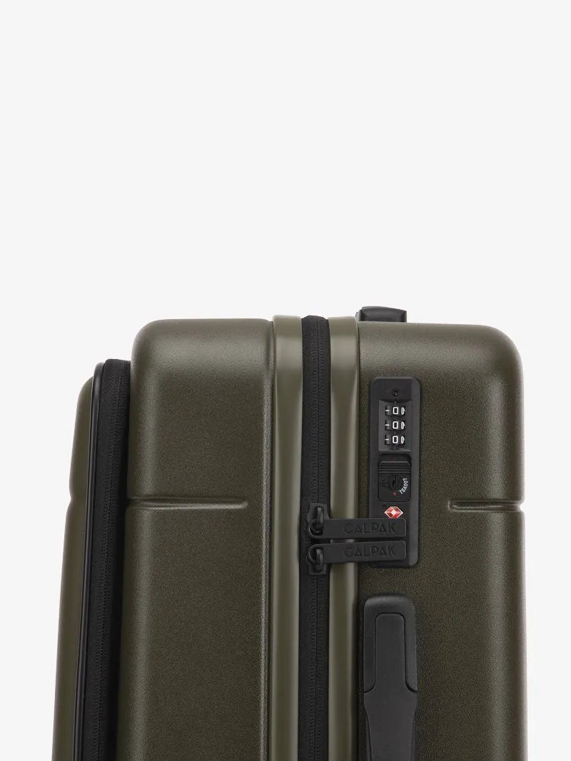 calpaktravelmalls.com