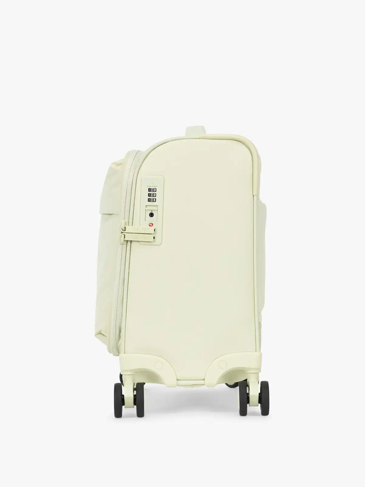 calpaktravelmalls.com