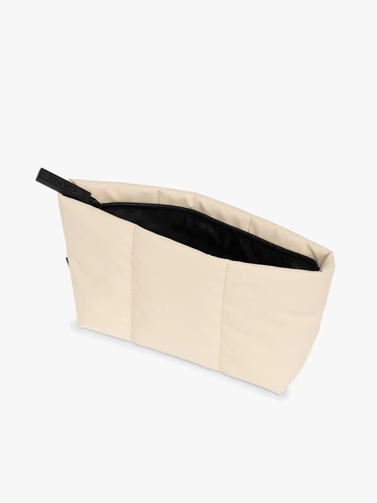 calpaktravelmalls.com