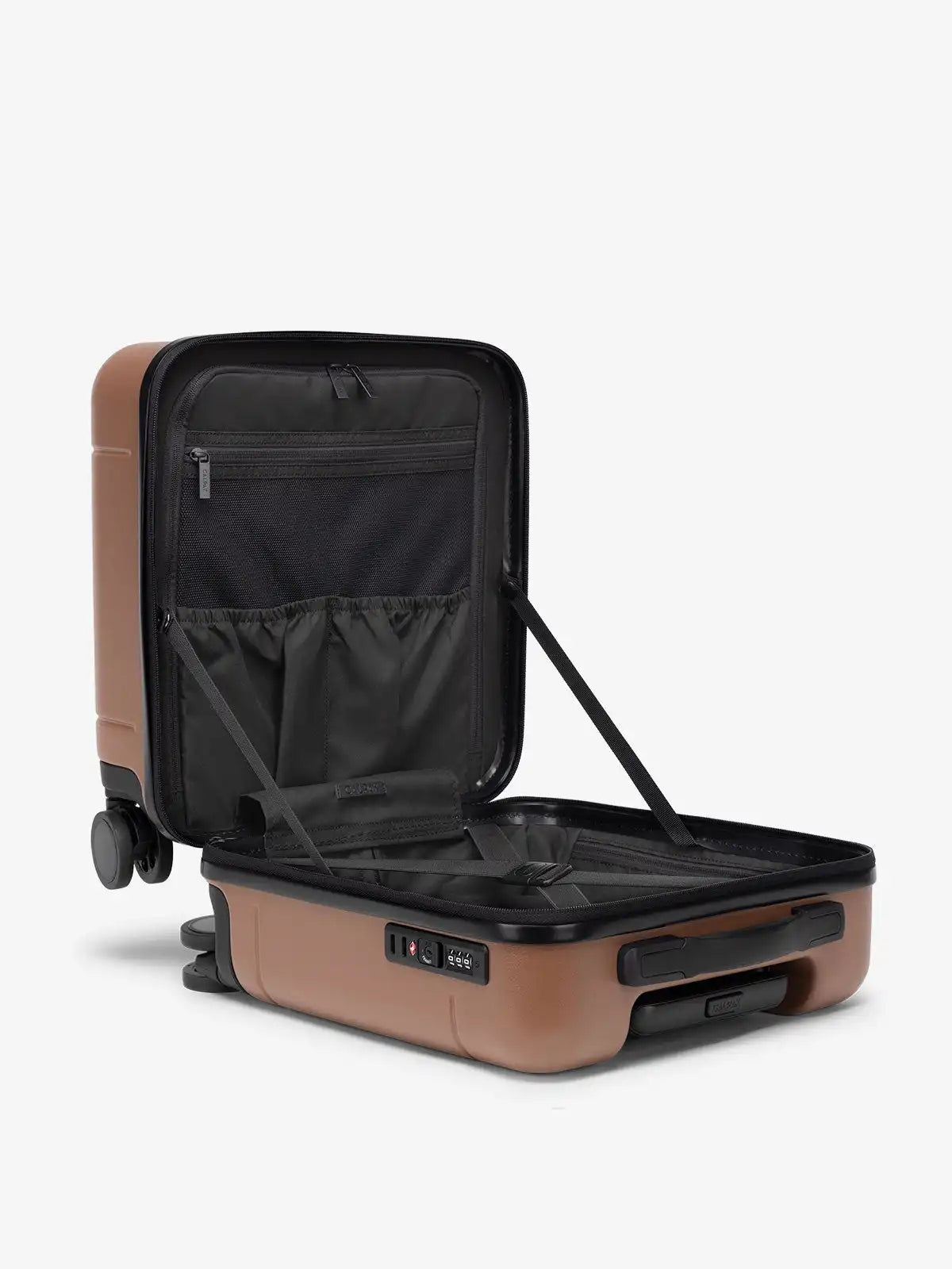 calpaktravelmalls.com