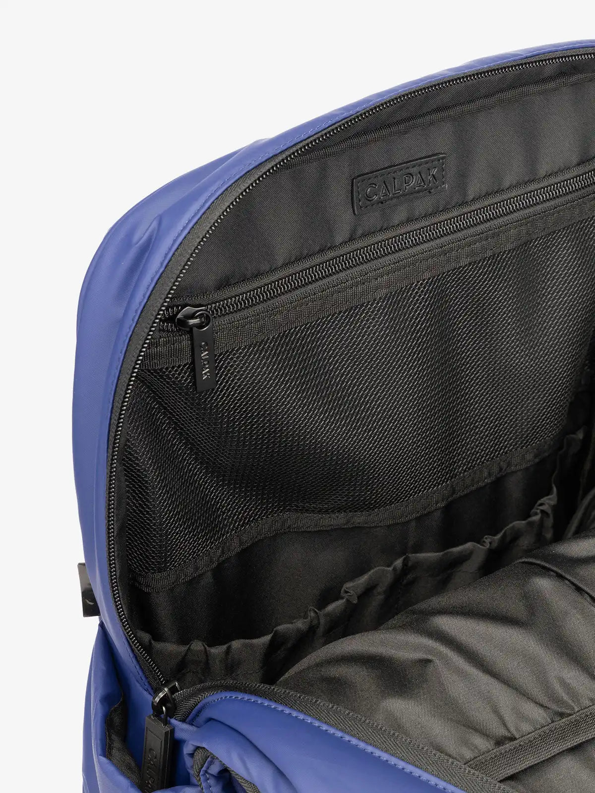 calpaktravelmalls.com