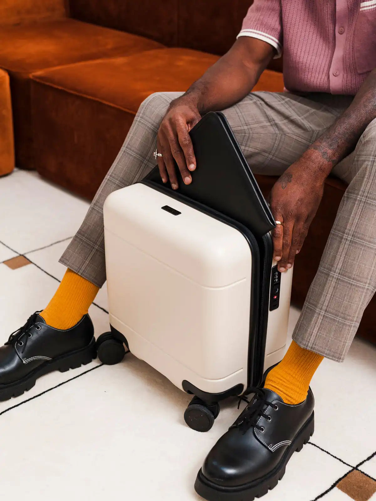 calpaktravelmalls.com