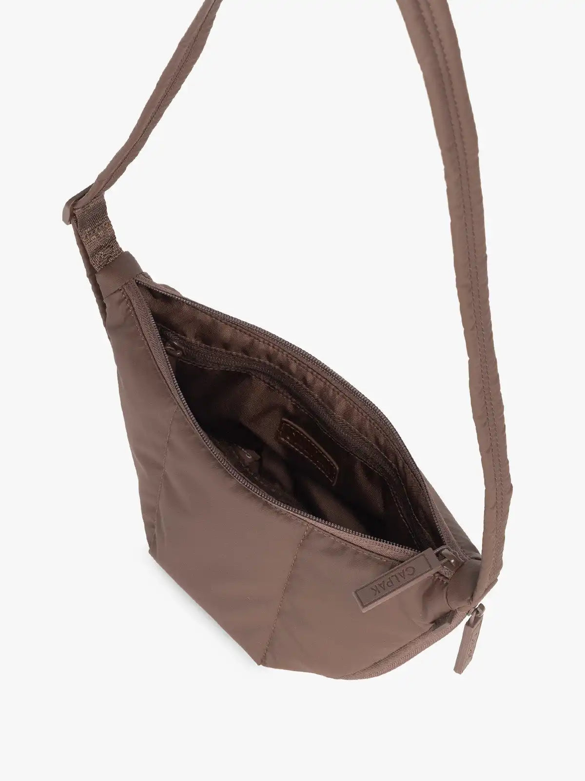 calpaktravelmalls.com