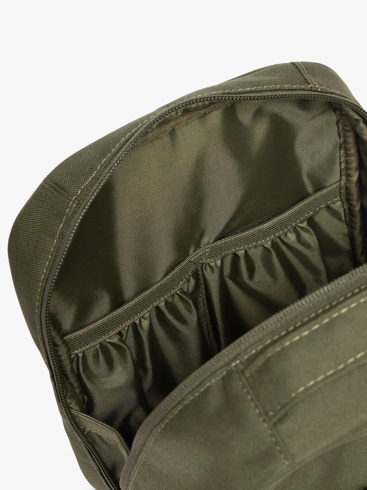 calpaktravelmalls.com