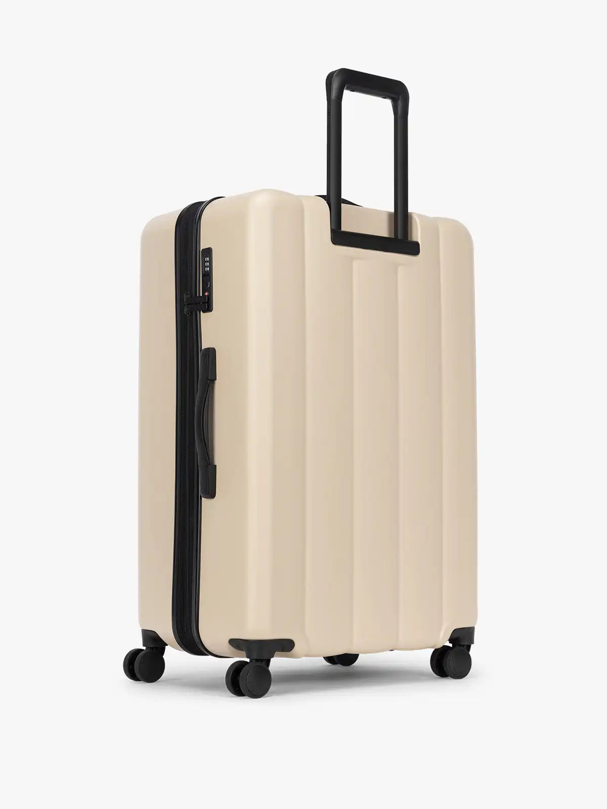 calpaktravelmalls.com