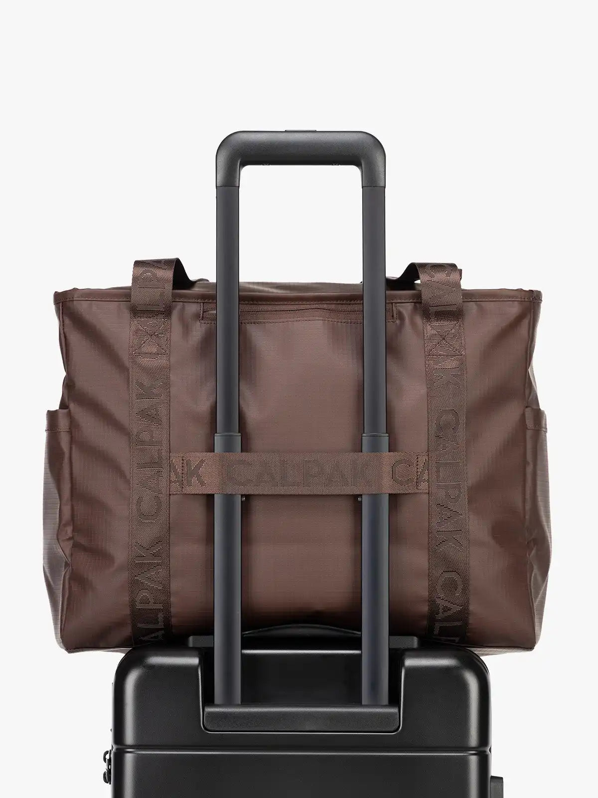calpaktravelmalls.com