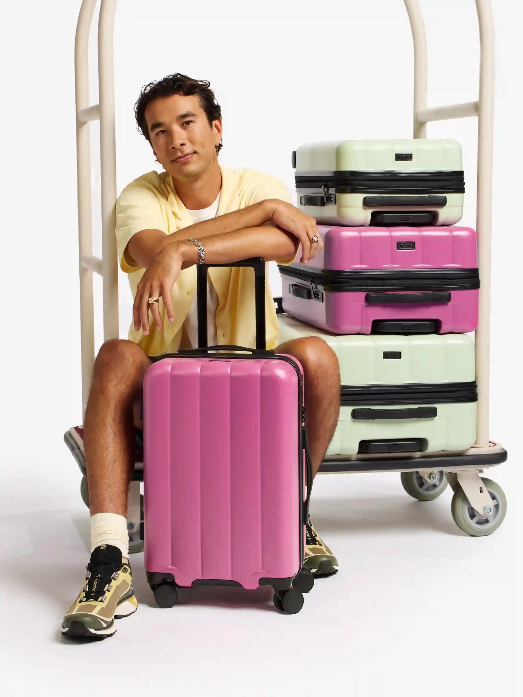 calpaktravelmalls.com