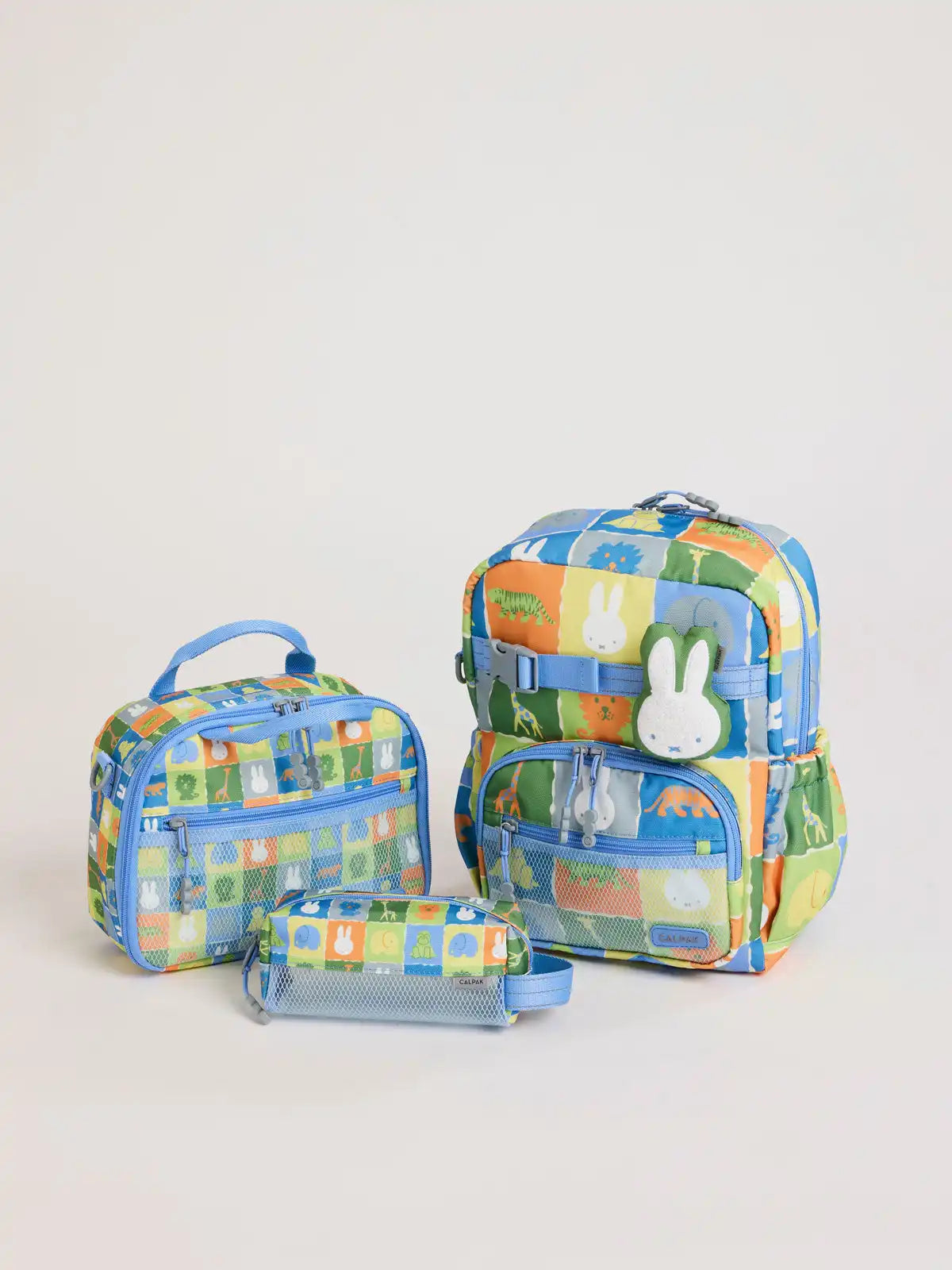 calpaktravelmalls.com