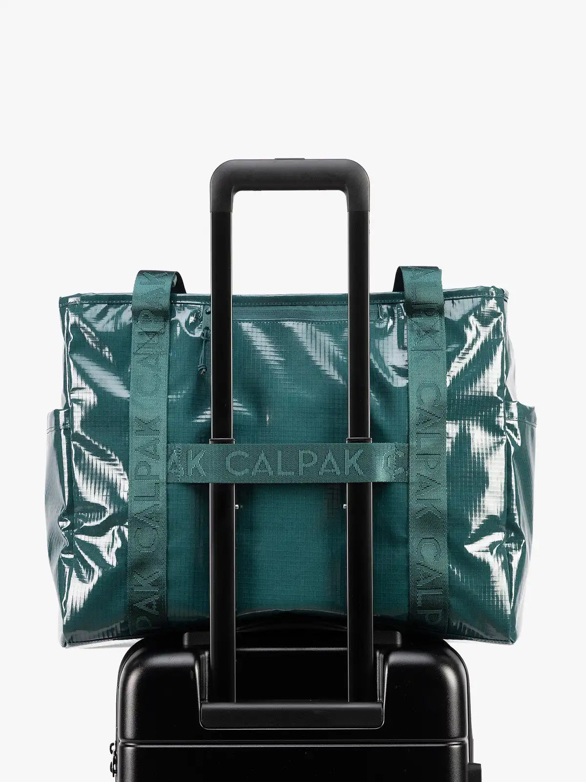 calpaktravelmalls.com
