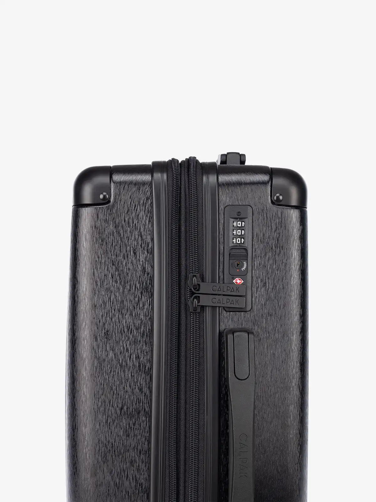 calpaktravelmalls.com