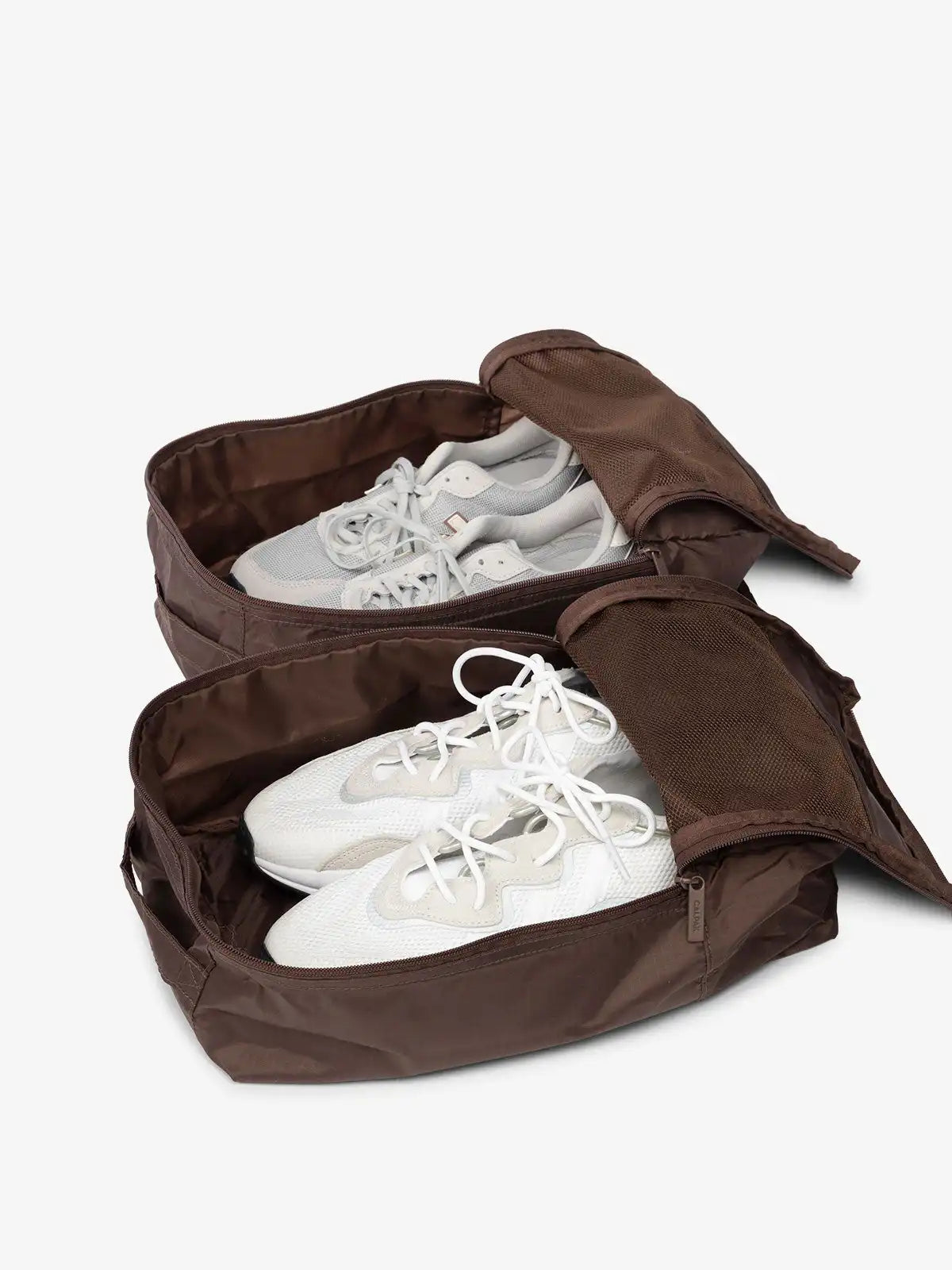 calpaktravelmalls.com