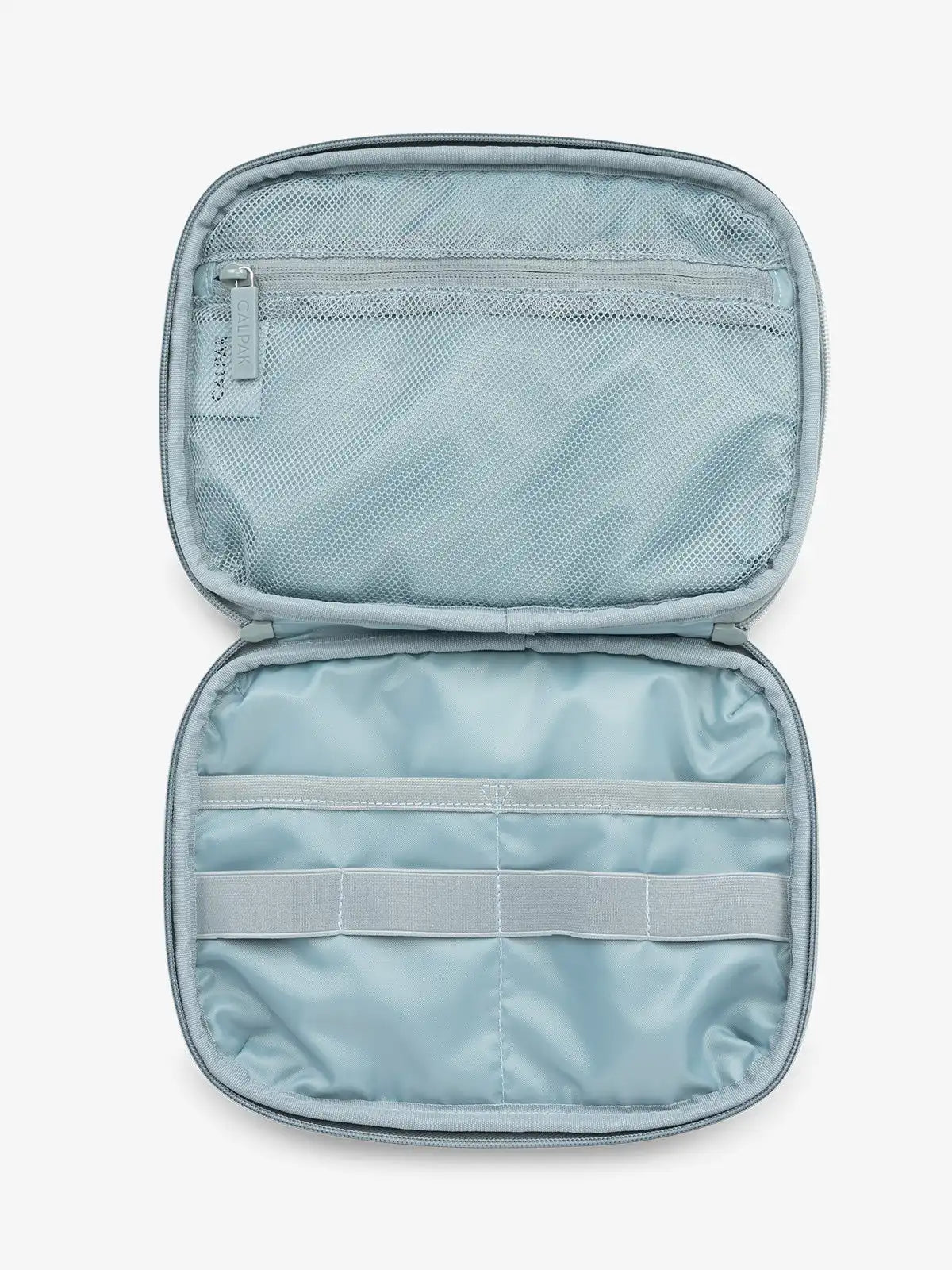 calpaktravelmalls.com