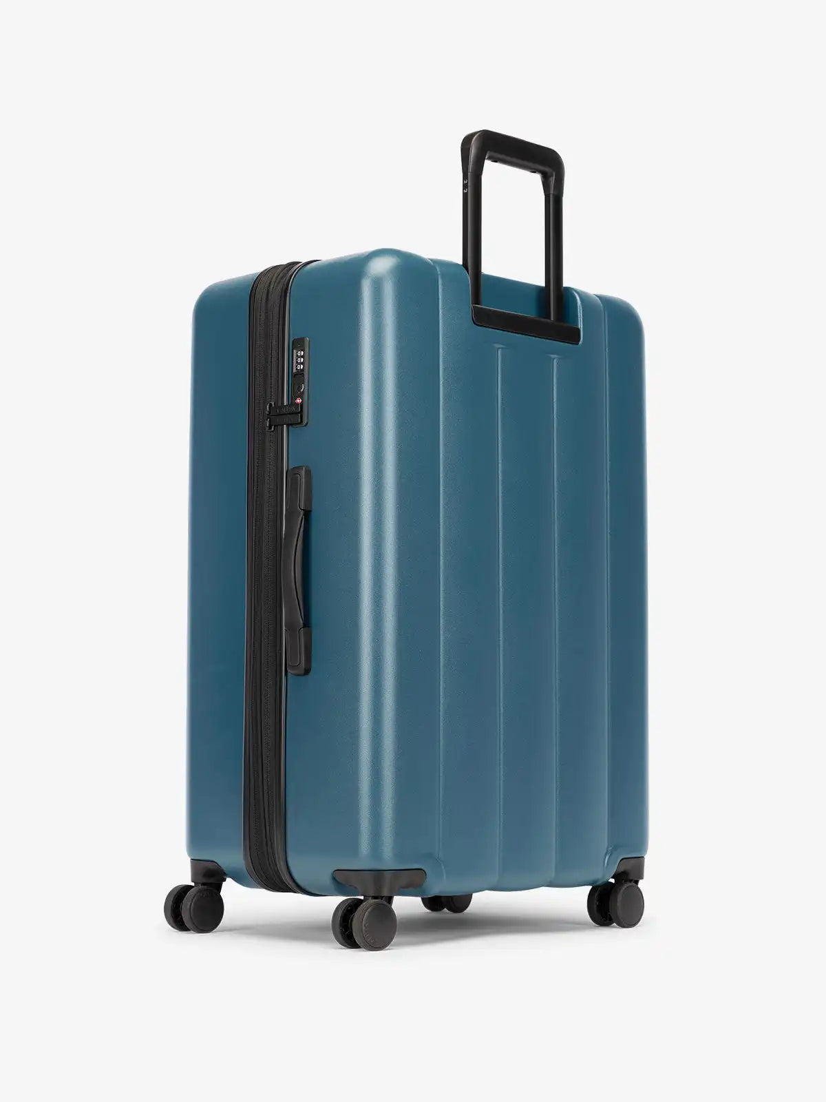 calpaktravelmalls.com