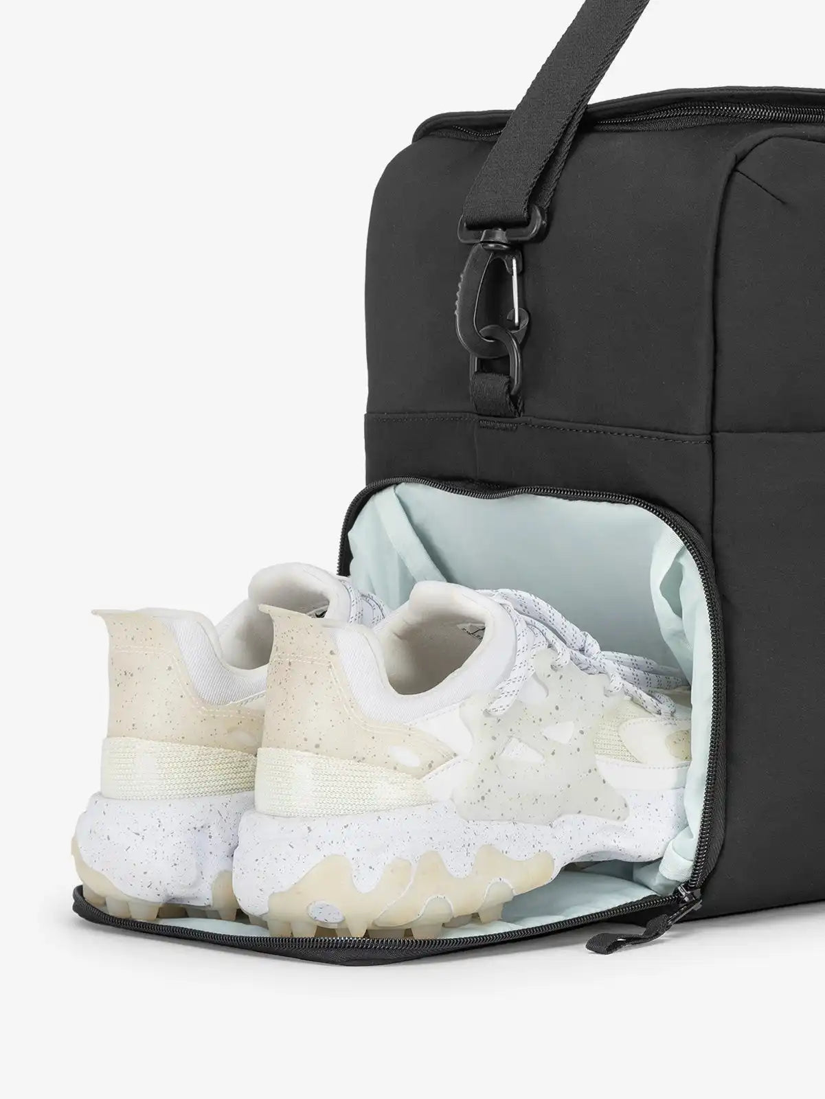 calpaktravelmalls.com