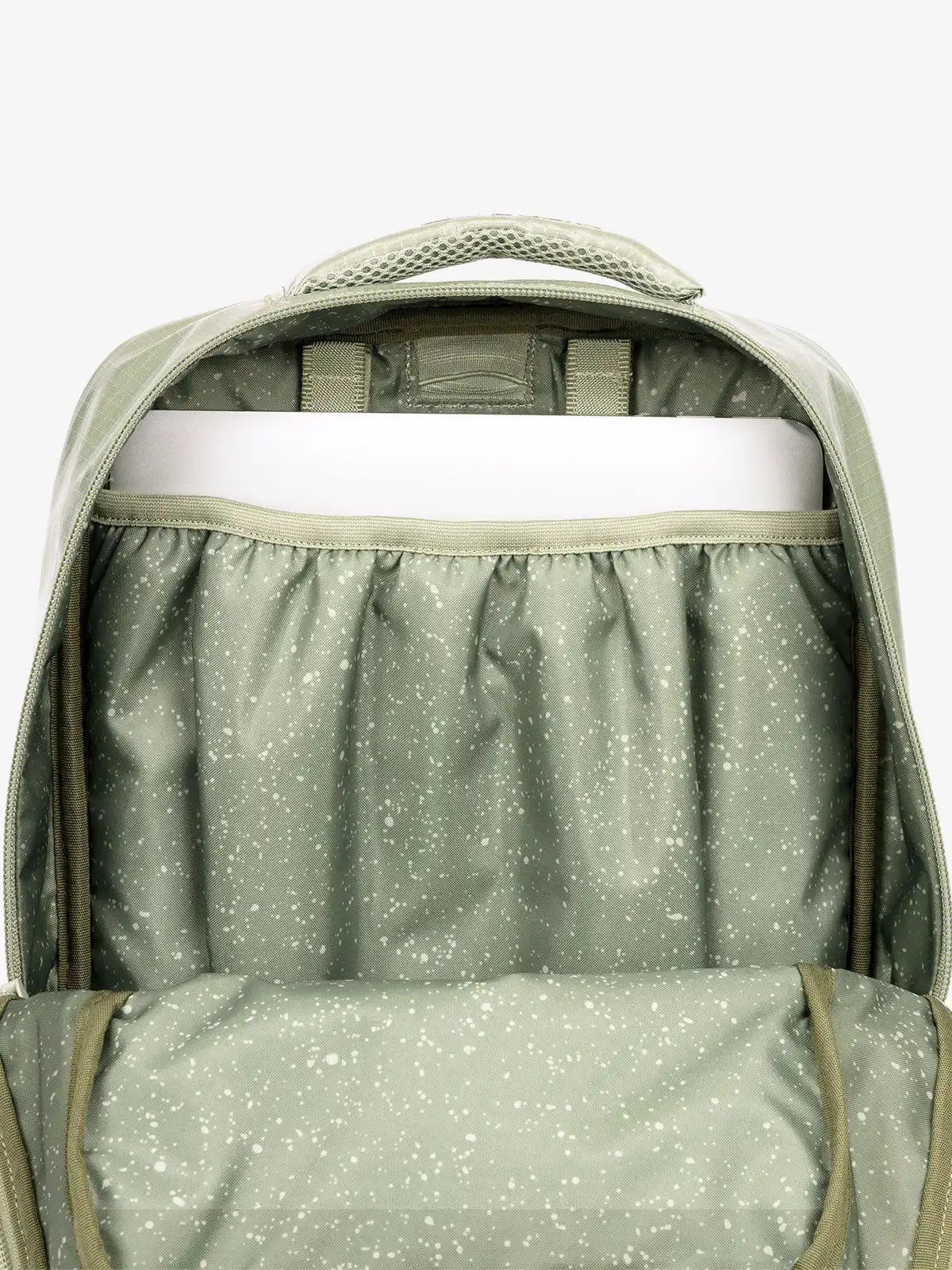 calpaktravelmalls.com