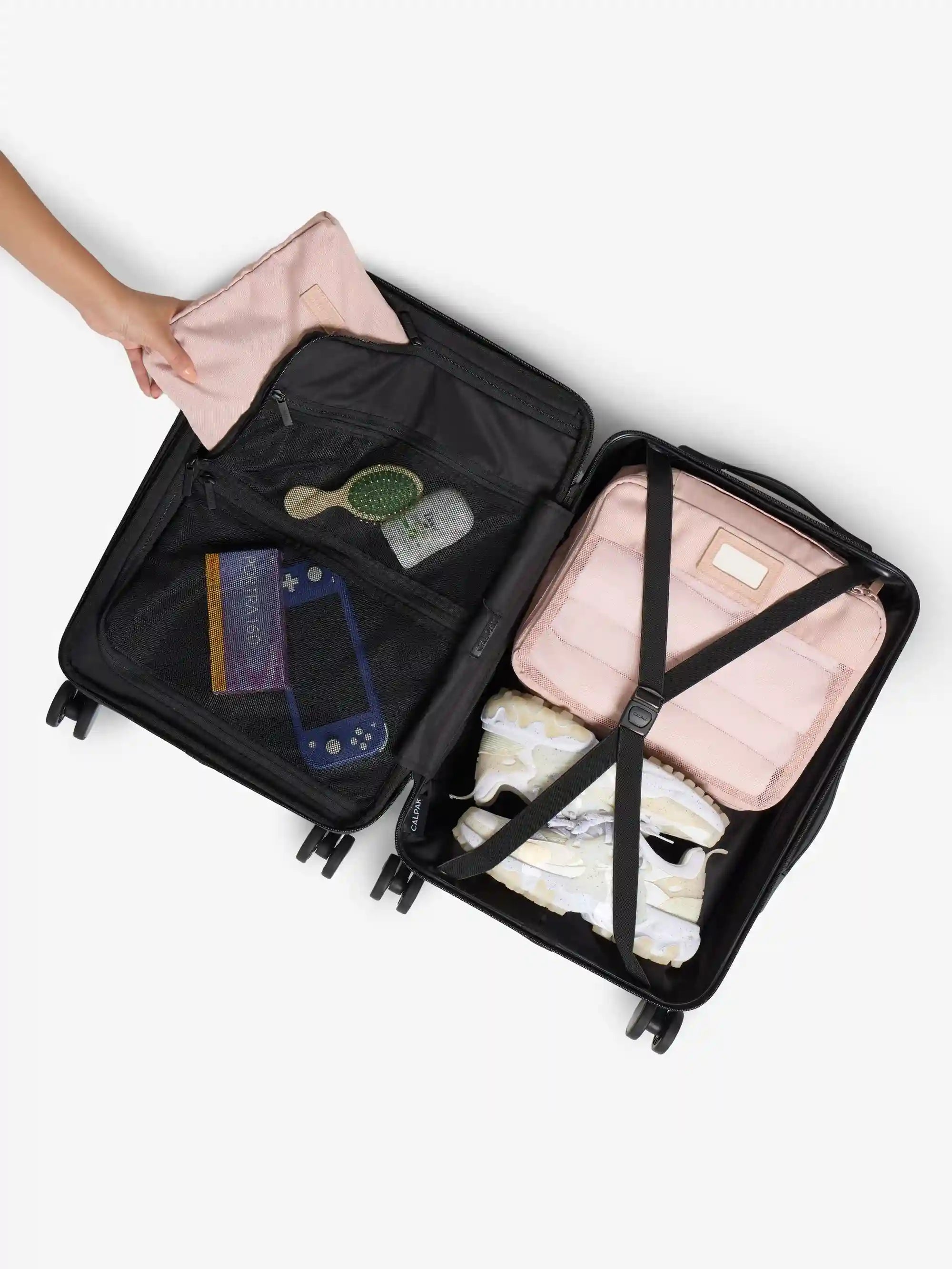 calpaktravelmalls.com