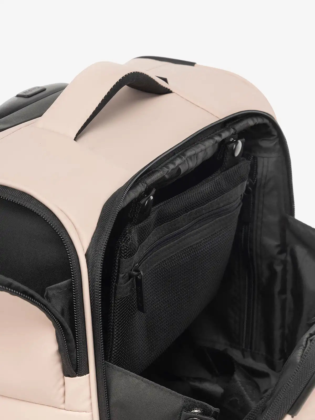 calpaktravelmalls.com