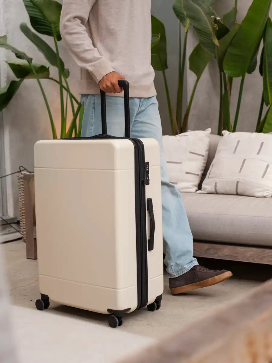 calpaktravelmalls.com