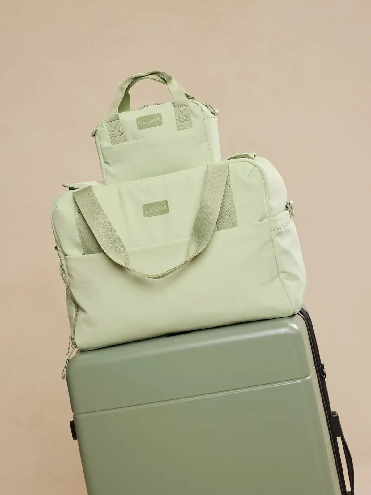 calpaktravelmalls.com