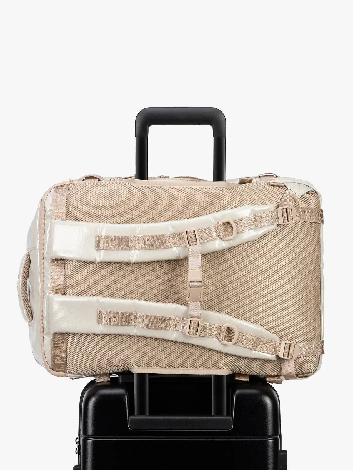 calpaktravelmalls.com