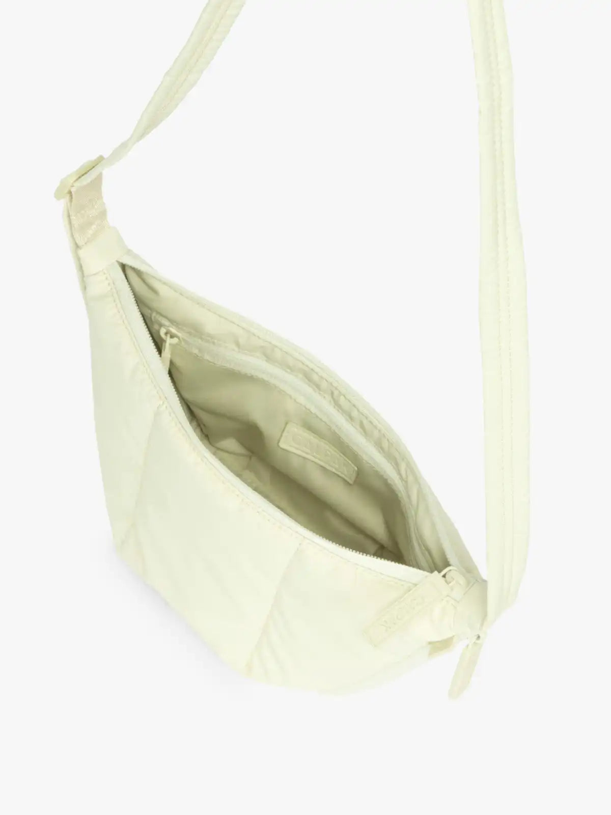 calpaktravelmalls.com