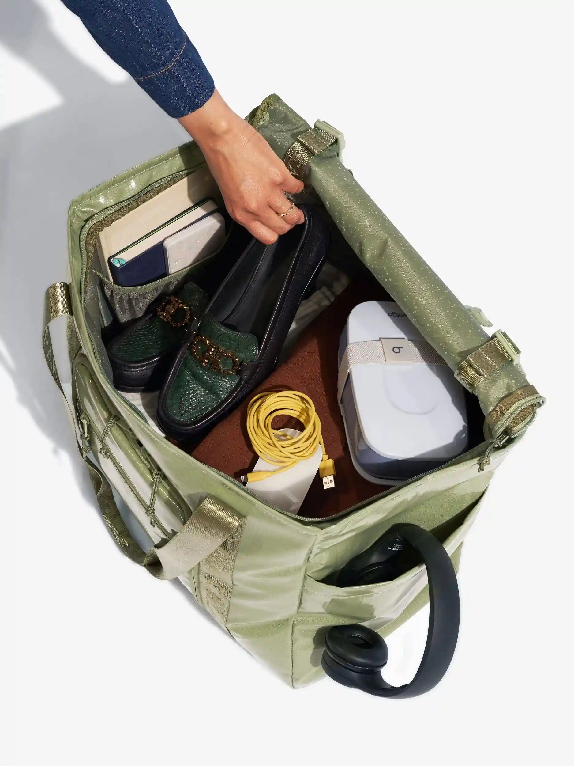 calpaktravelmalls.com