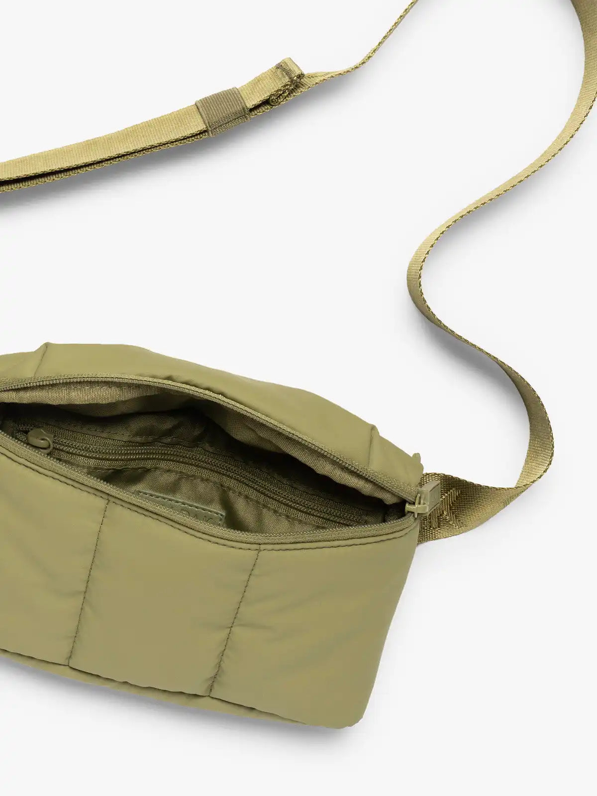 calpaktravelmalls.com