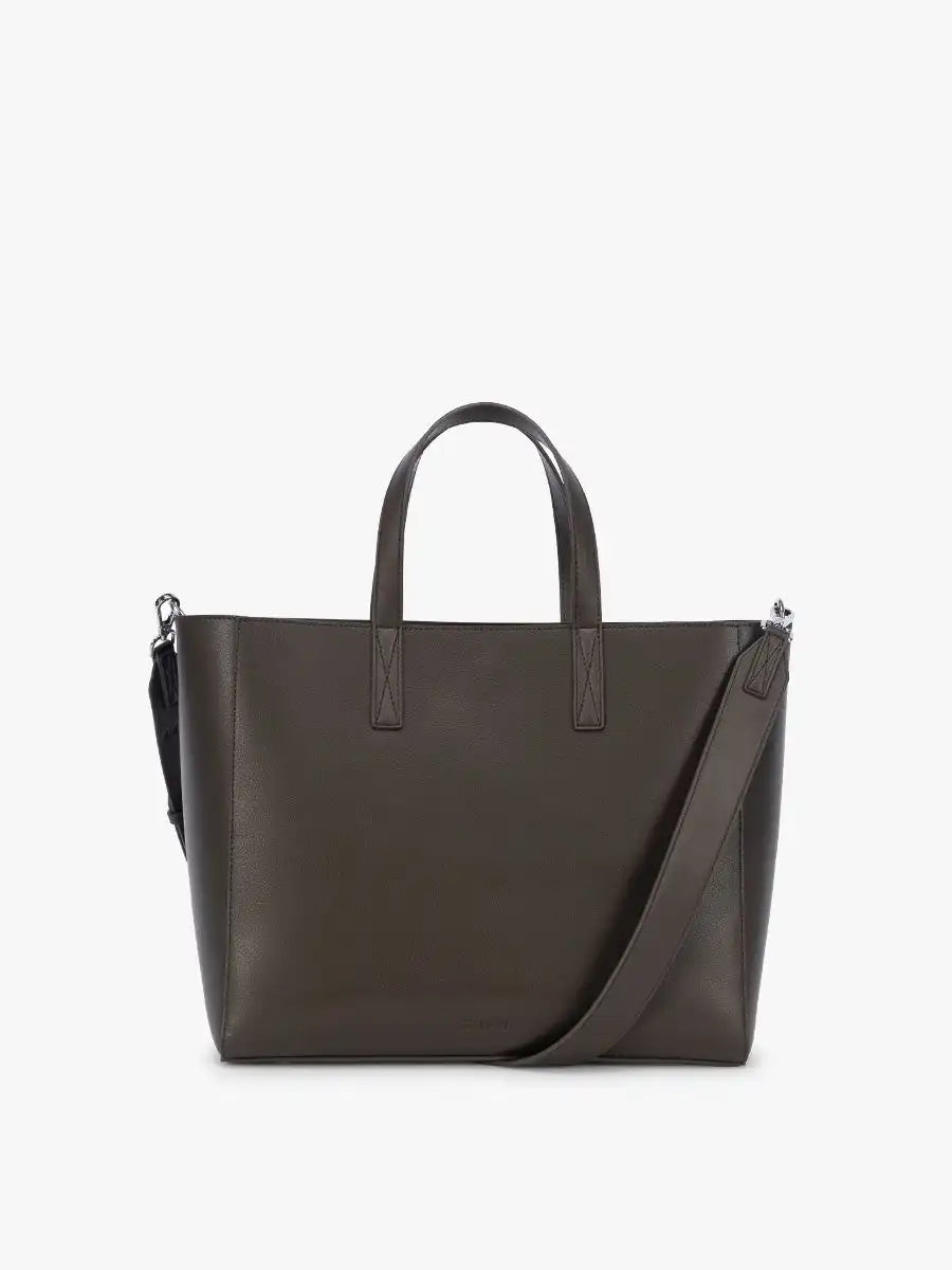 calpaktravelmalls.com