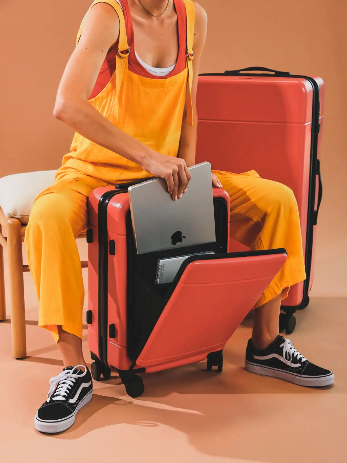 calpaktravelmalls.com