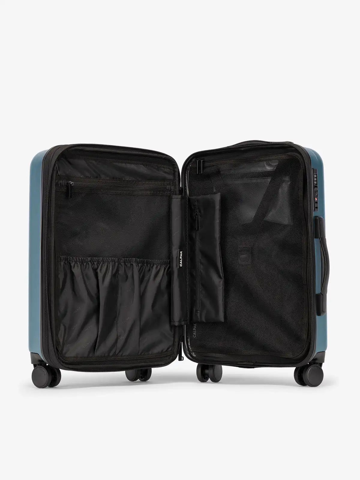 calpaktravelmalls.com