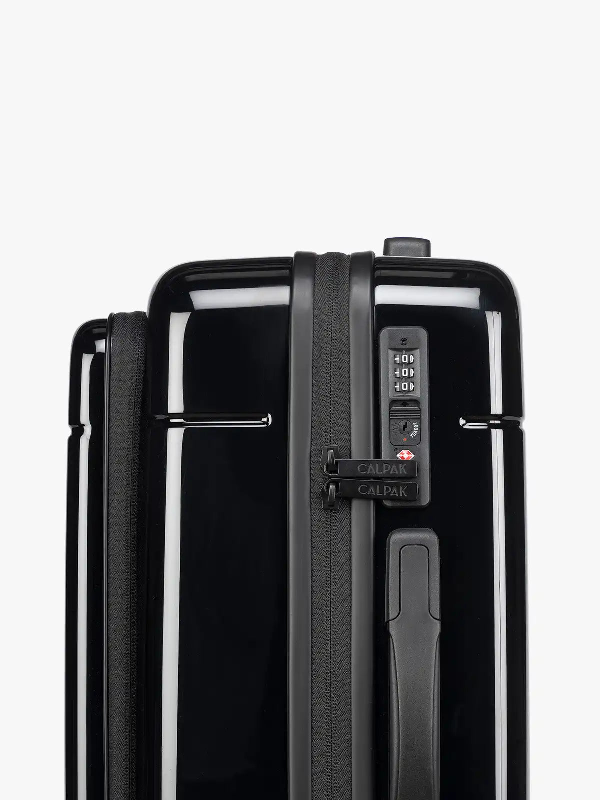 calpaktravelmalls.com
