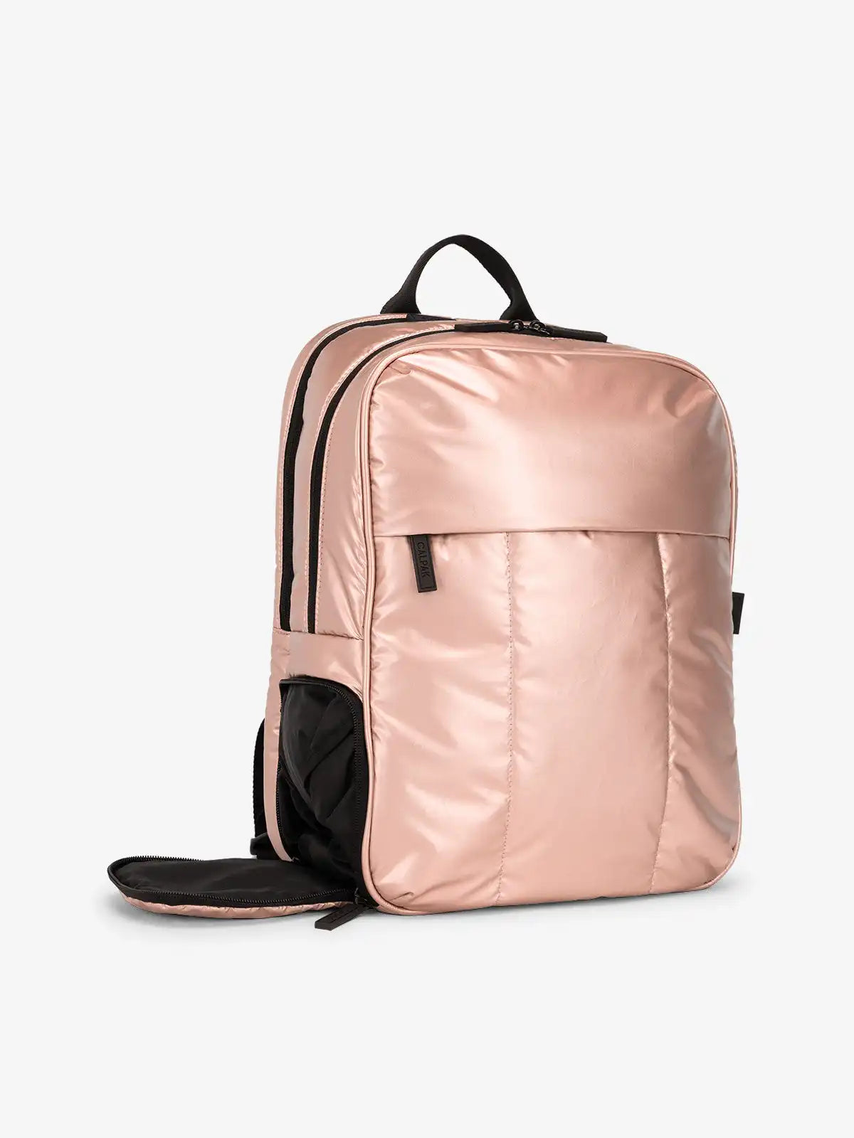 calpaktravelmalls.com