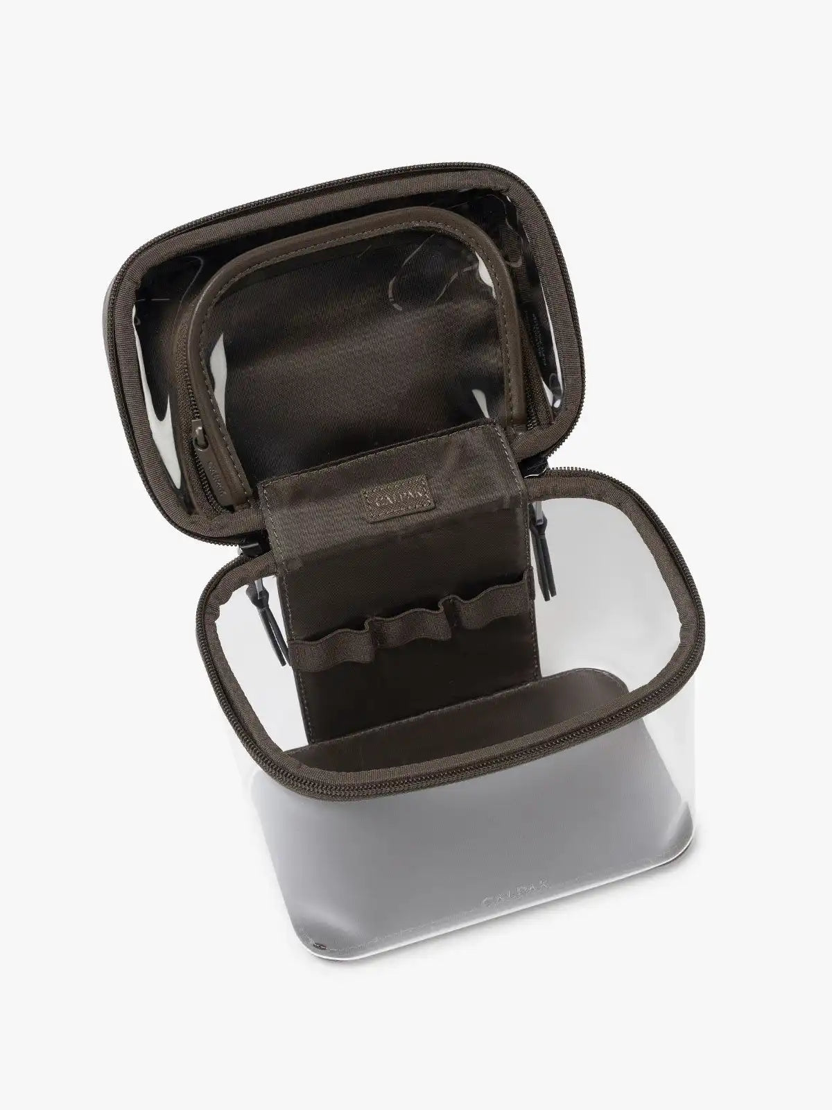 calpaktravelmalls.com