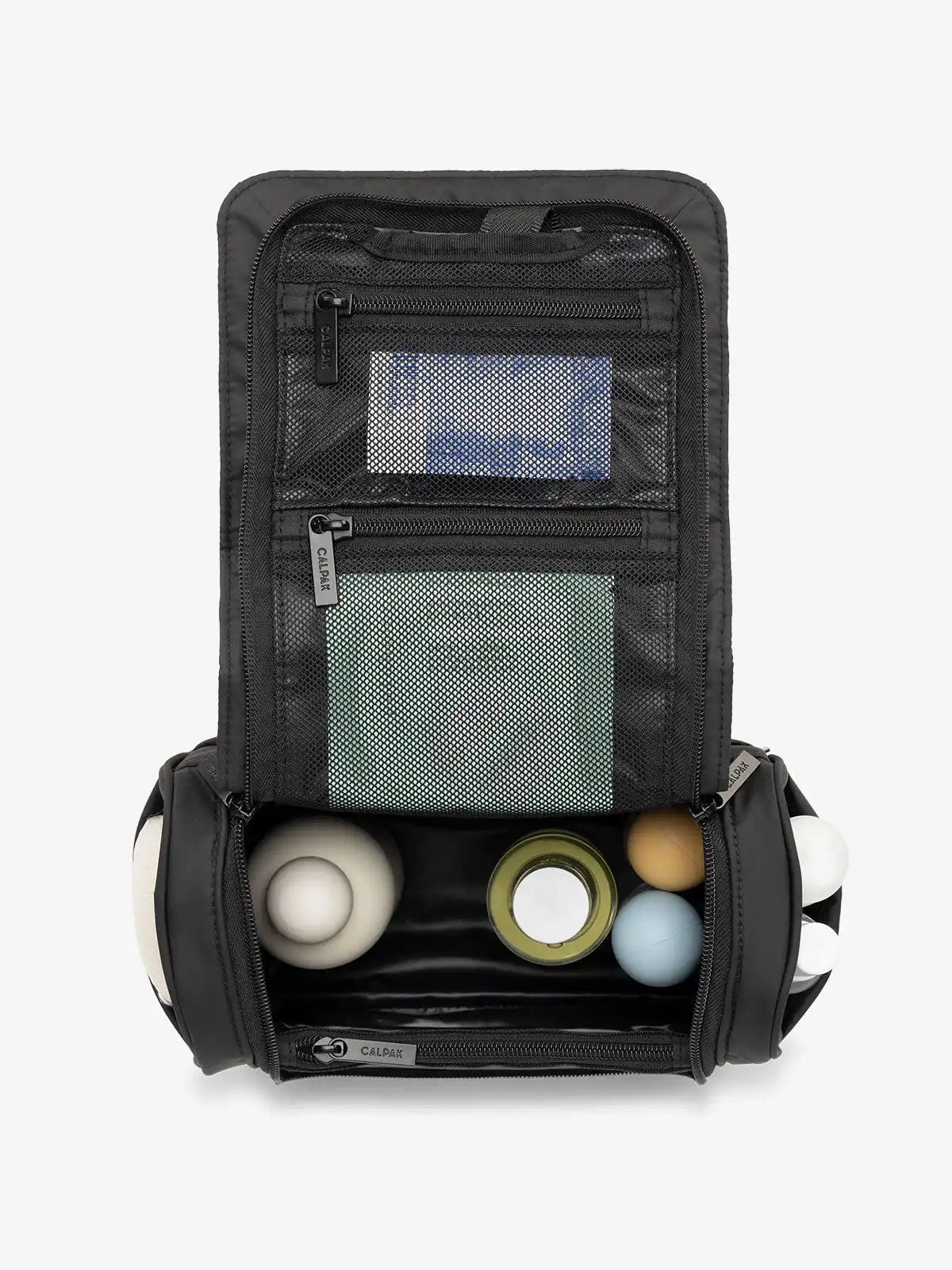calpaktravelmalls.com