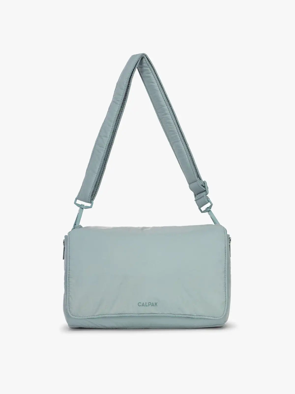 calpaktravelmalls.com