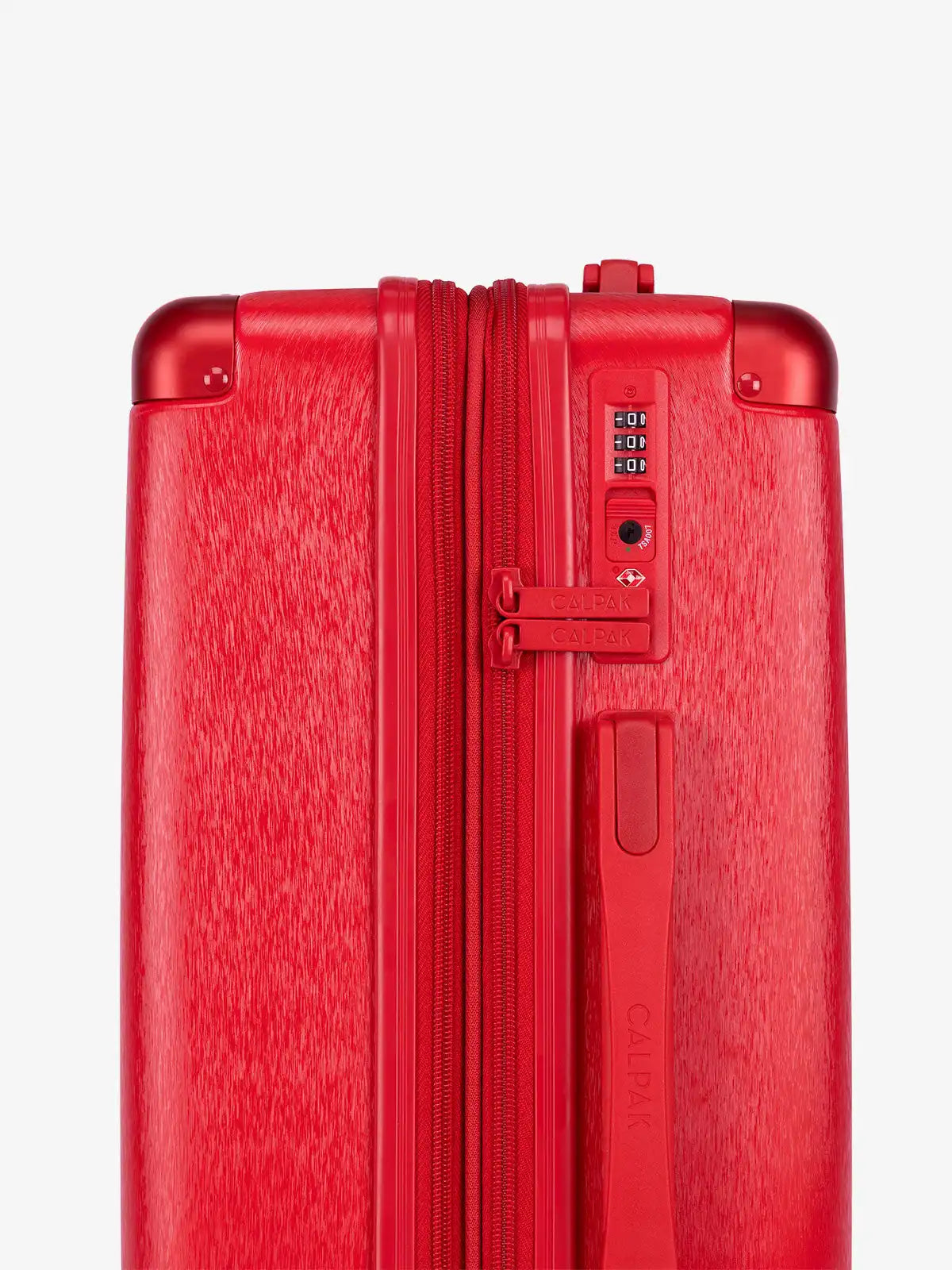 calpaktravelmalls.com