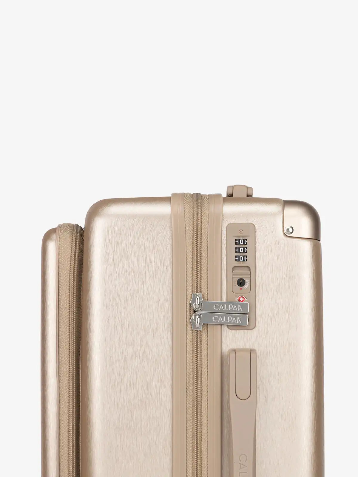 calpaktravelmalls.com