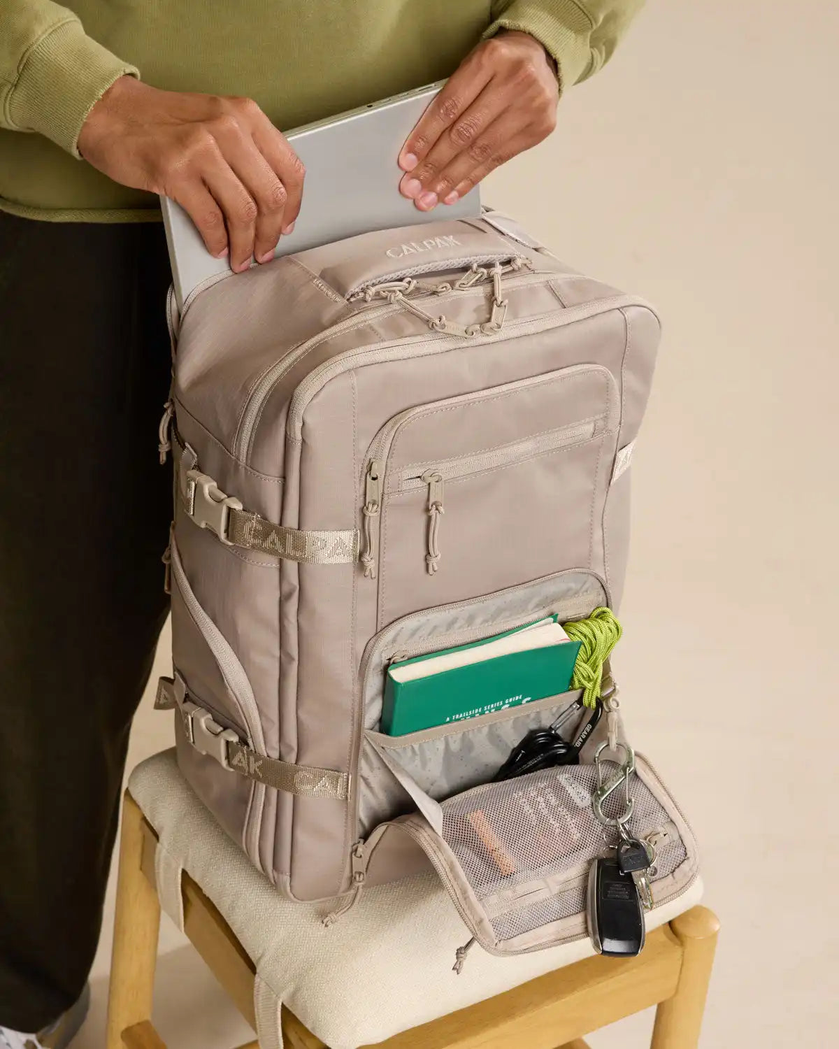 calpaktravelmalls.com